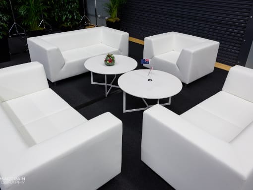 EVENT FURNITURE 18 Sofas Armchairs Button